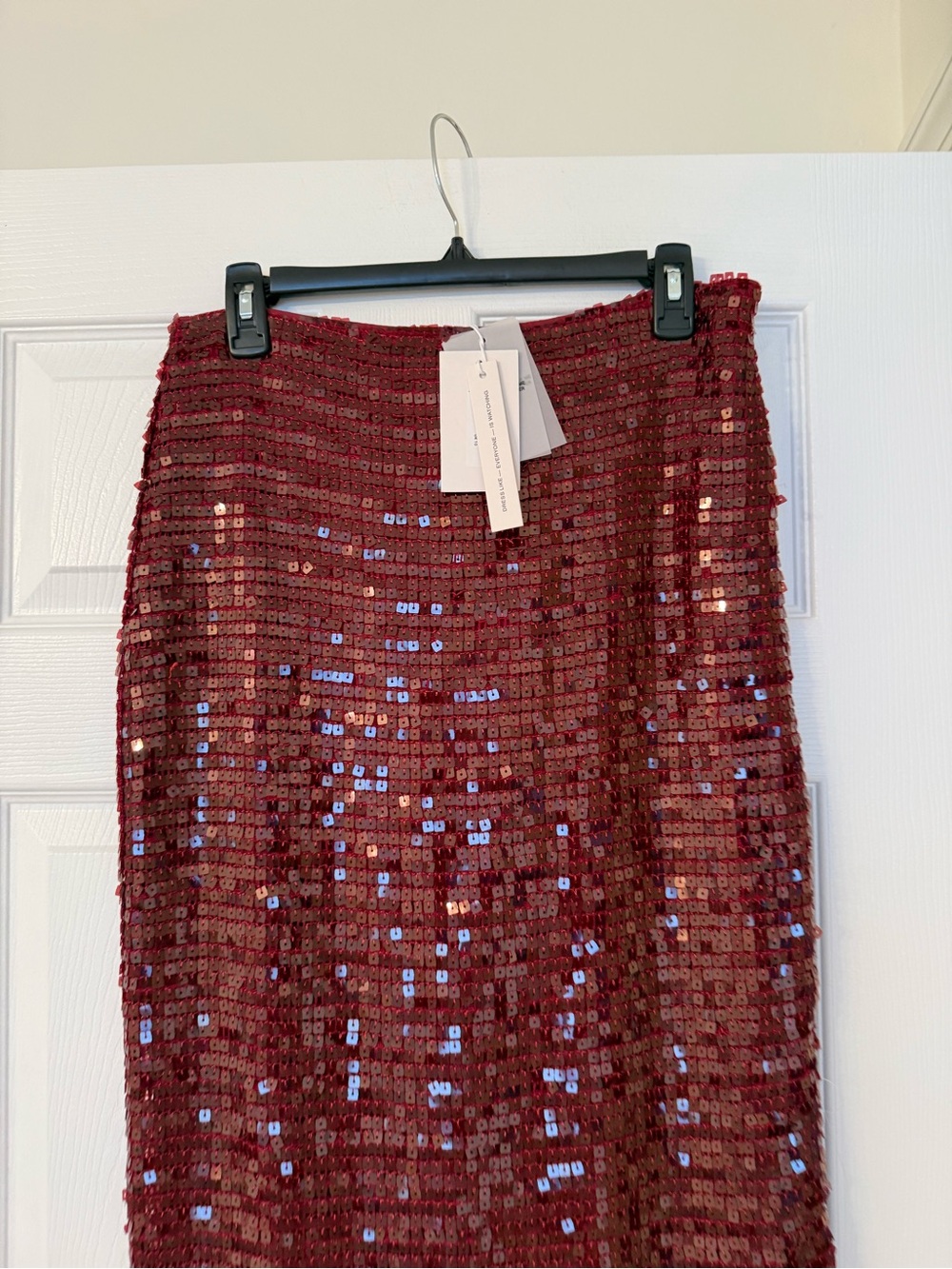 MARS THE LABEL THE NIA SEQUIN MAXI SKIRT SET IN WINE - Picture 5 of 14
